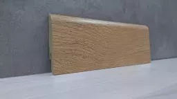 ПЛИНТУС ИЗ МДФ LUCCIANO С ЭФФЕКТОМ ПОР ДЕРЕВА 70X16X2400 (128)