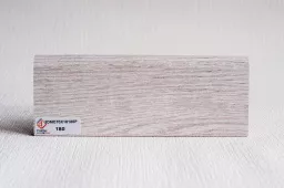 ПЛИНТУС LUCCIANO 70X16X2400 ИЗ МДФ, С ЭФФЕКТОМ ПОР ДЕРЕВА 180