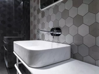 LANTIC COLONIAL WORLD G126 HEXAGON TEXTURE GREY 29.9X25.9