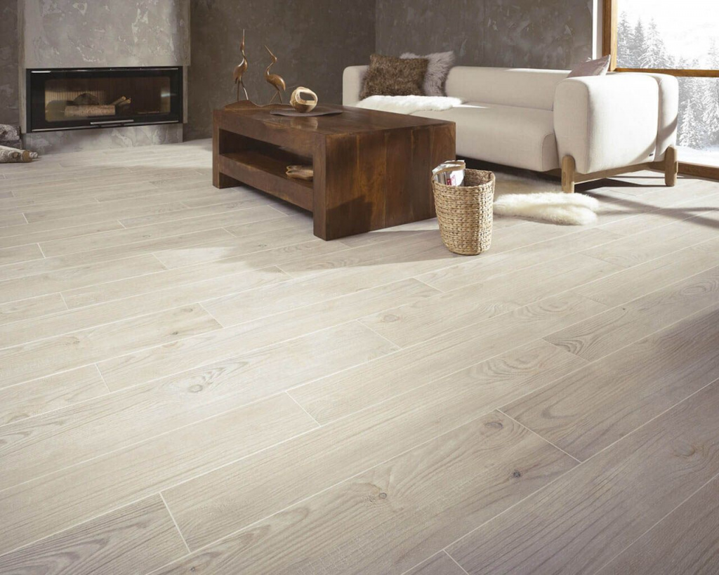 THORNO2.jpg THORNO2.jpg