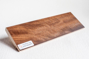 ПЛИНТУС ШПОН НАТ. ДЕРЕВА LUCCIANO ОРЕХ КАНАЛЕТТО 82X16